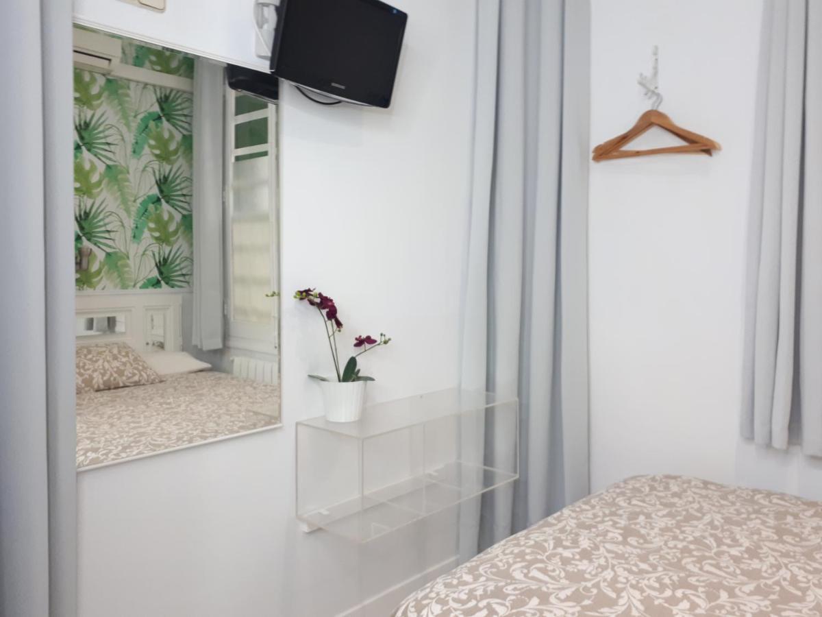 Hostal Casa Chueca Мадрид Екстер'єр фото
