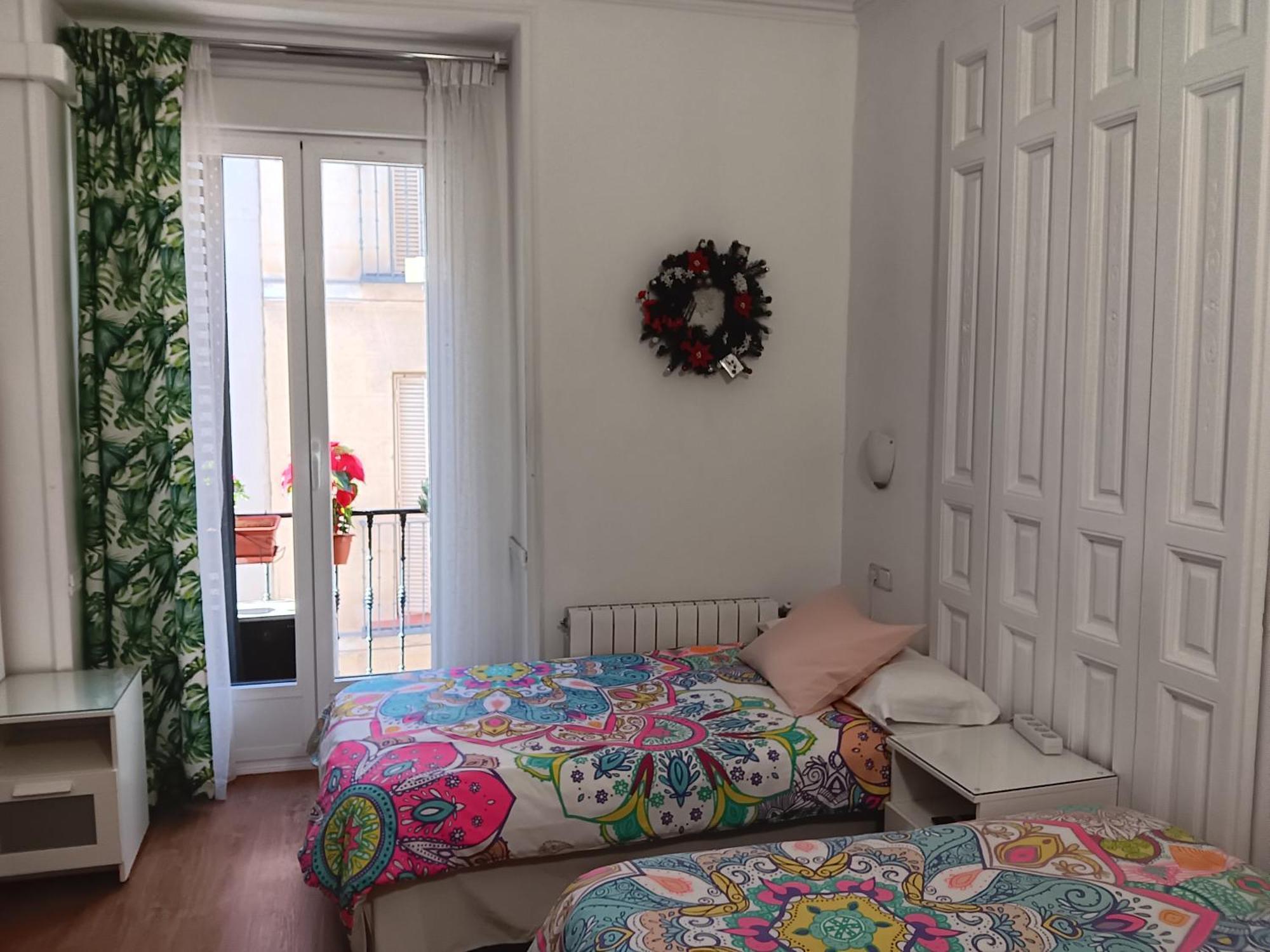 Hostal Casa Chueca Мадрид Екстер'єр фото
